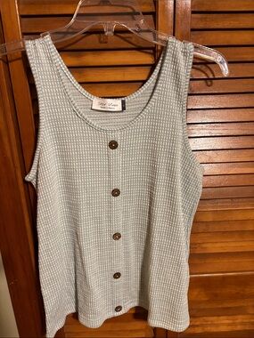 Star Vixen Mint Green Textured Button-Front Tank
